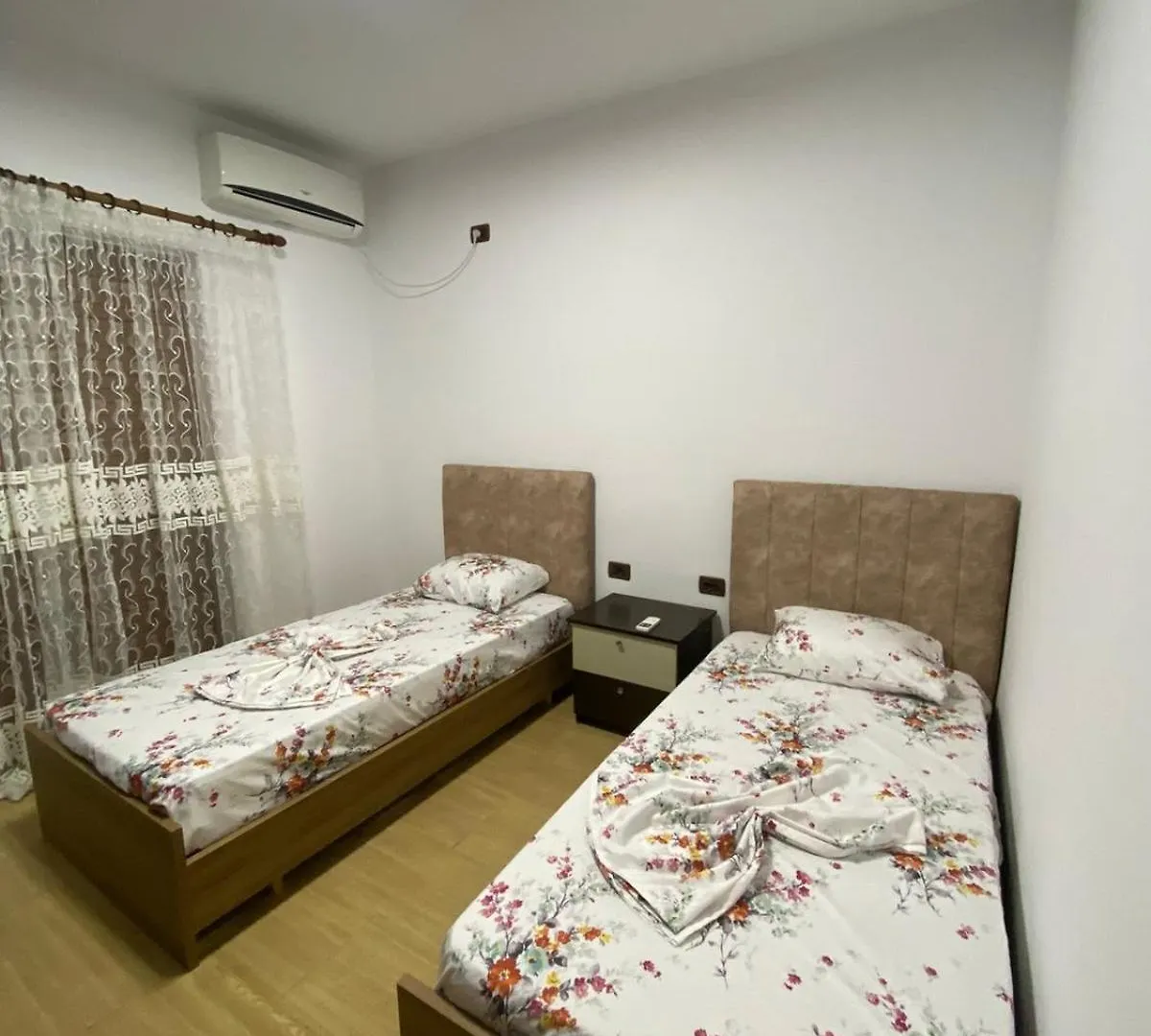 Home Laura Sarandë 0*,  阿尔巴尼亚